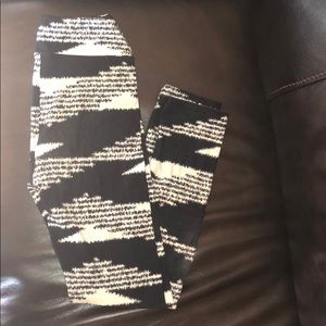 Lularoe leggings kids L/XL